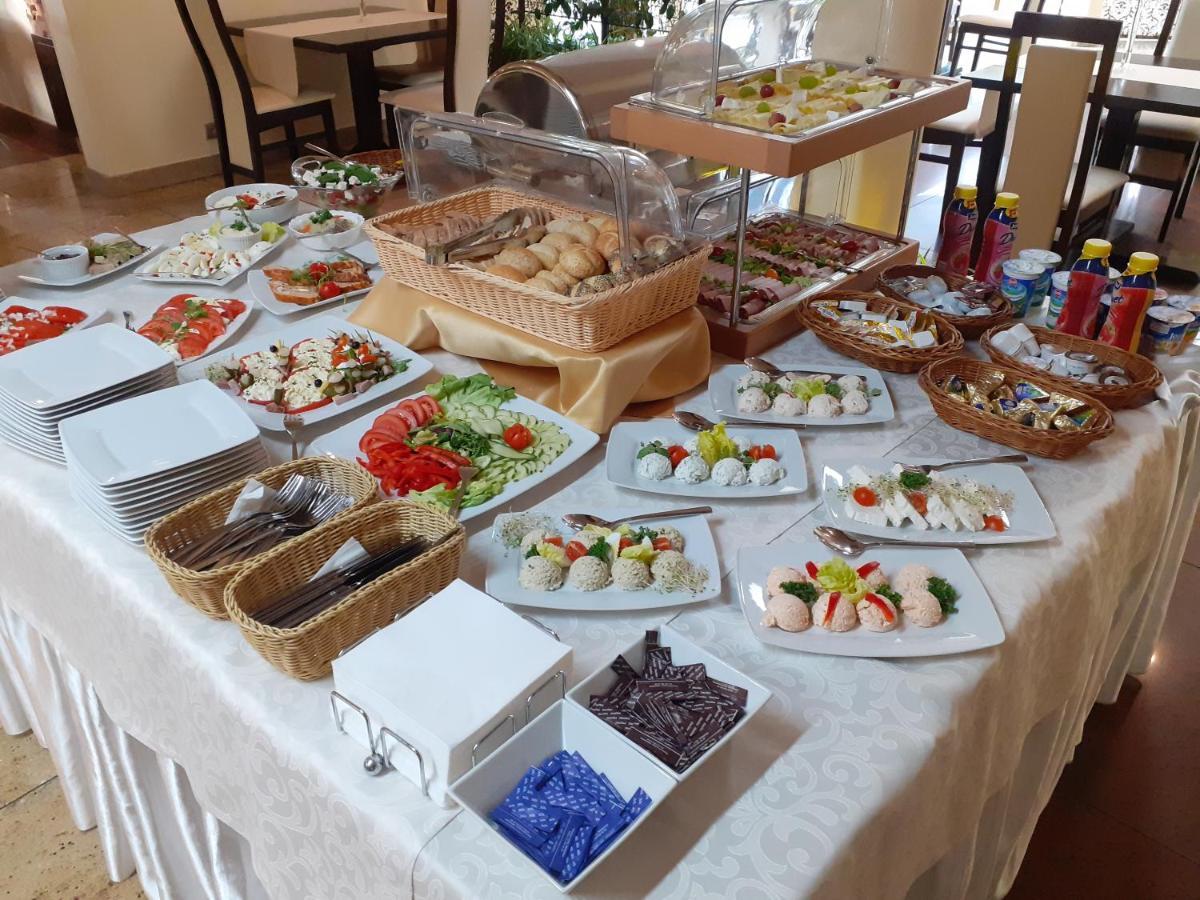 Hotel Sahara Bielsko-Biała Kültér fotó