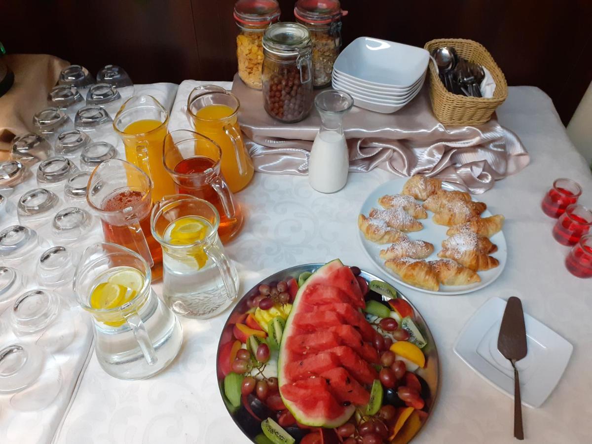 Hotel Sahara Bielsko-Biała Kültér fotó