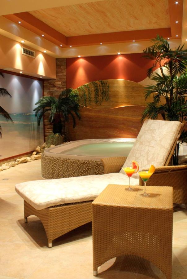 Hotel Sahara Bielsko-Biała Kültér fotó